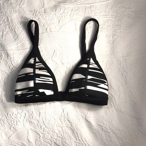 Seafolly swimwear bikini in Fastlane. US size 2